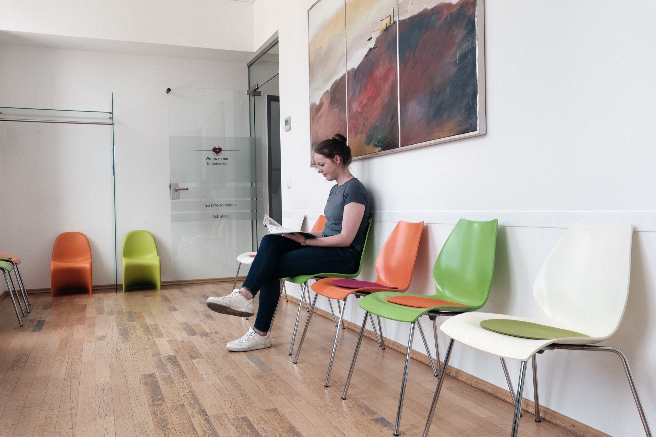 Wartezimmer der Praxis Kardiologie im Zentrum in Murnau